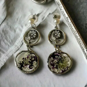 Handcrafted Silver-Tone Floral Dangle Earrings with Pressed Flowers and Pearls